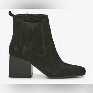 Blondo waterproof suede booties